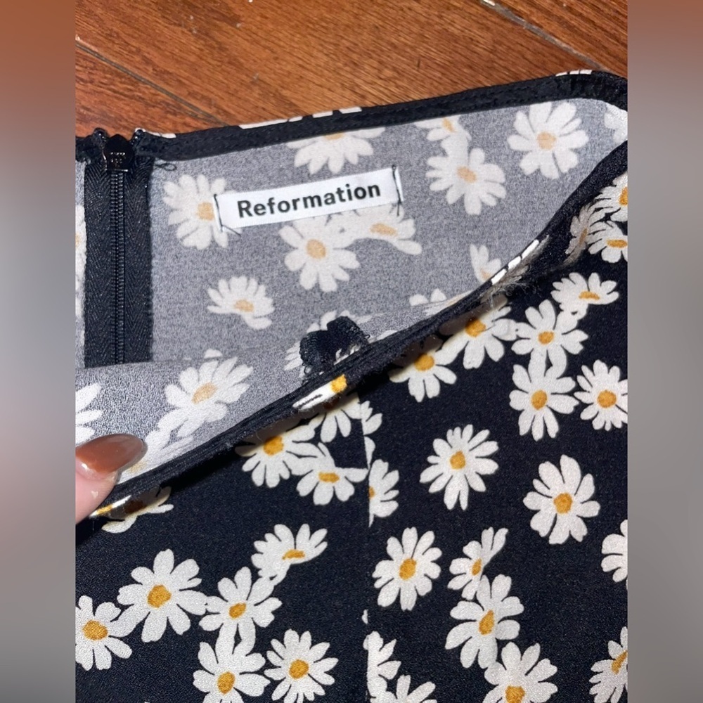 New! Reformation Margot Mini Floral Skirt with Slit in Daisy Chain 🌼 sz 8 - Picture 13 of 14